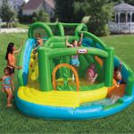 2-in-1 Wet 'n Dry Bouncer & Water Slide - Image 2