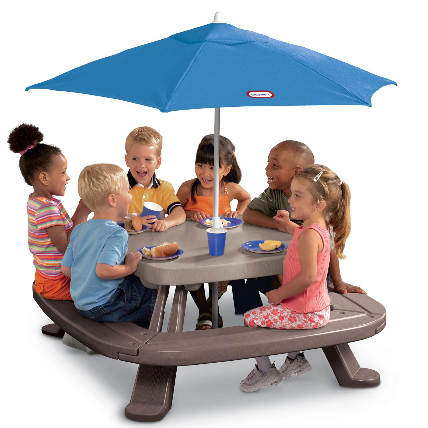 7241_192623a3-3948-413a-bcde-36e1f7d60727.jpg Fold 'n Store™ Picnic Table with Market Umbrella - Image 1